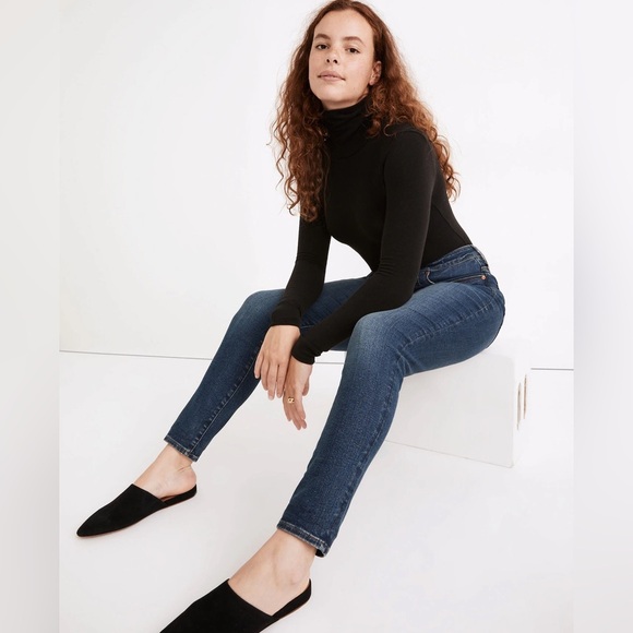 2/$30 Madewell Curvy High-Rise Skinny Blue Denim Jeans, Lanette Wash, Size 26 - Picture 4 of 15